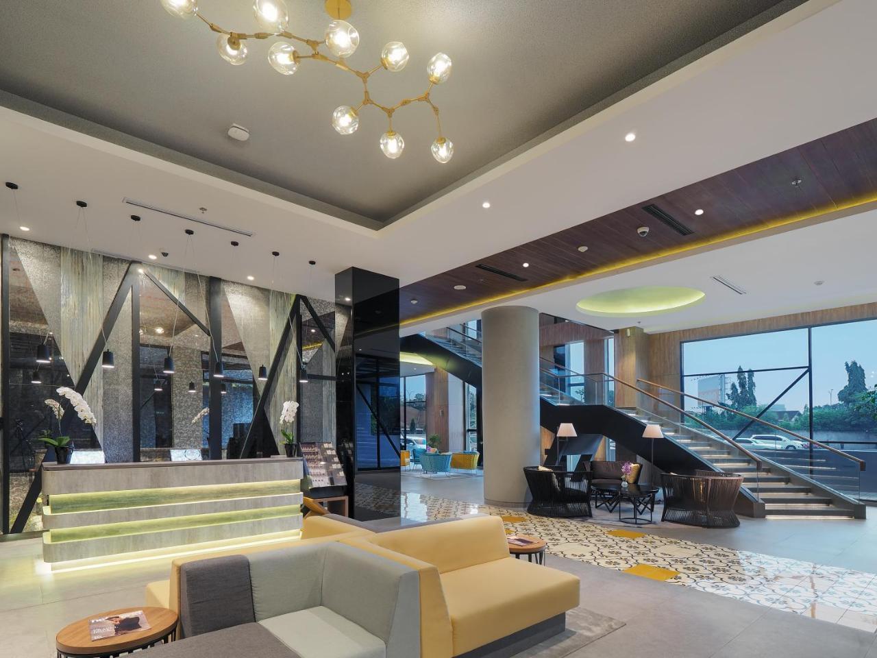 Arosa Hotel Jakarta Exterior photo